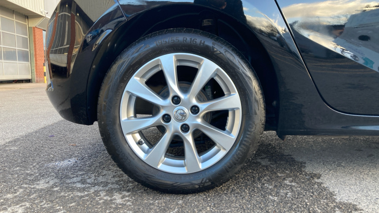 Vauxhall Corsa 1.2 Design 5dr Petrol Hatchback